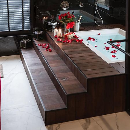 Art Penthouse With Jacuzzi - Krakow Center Apartment Exterior photo