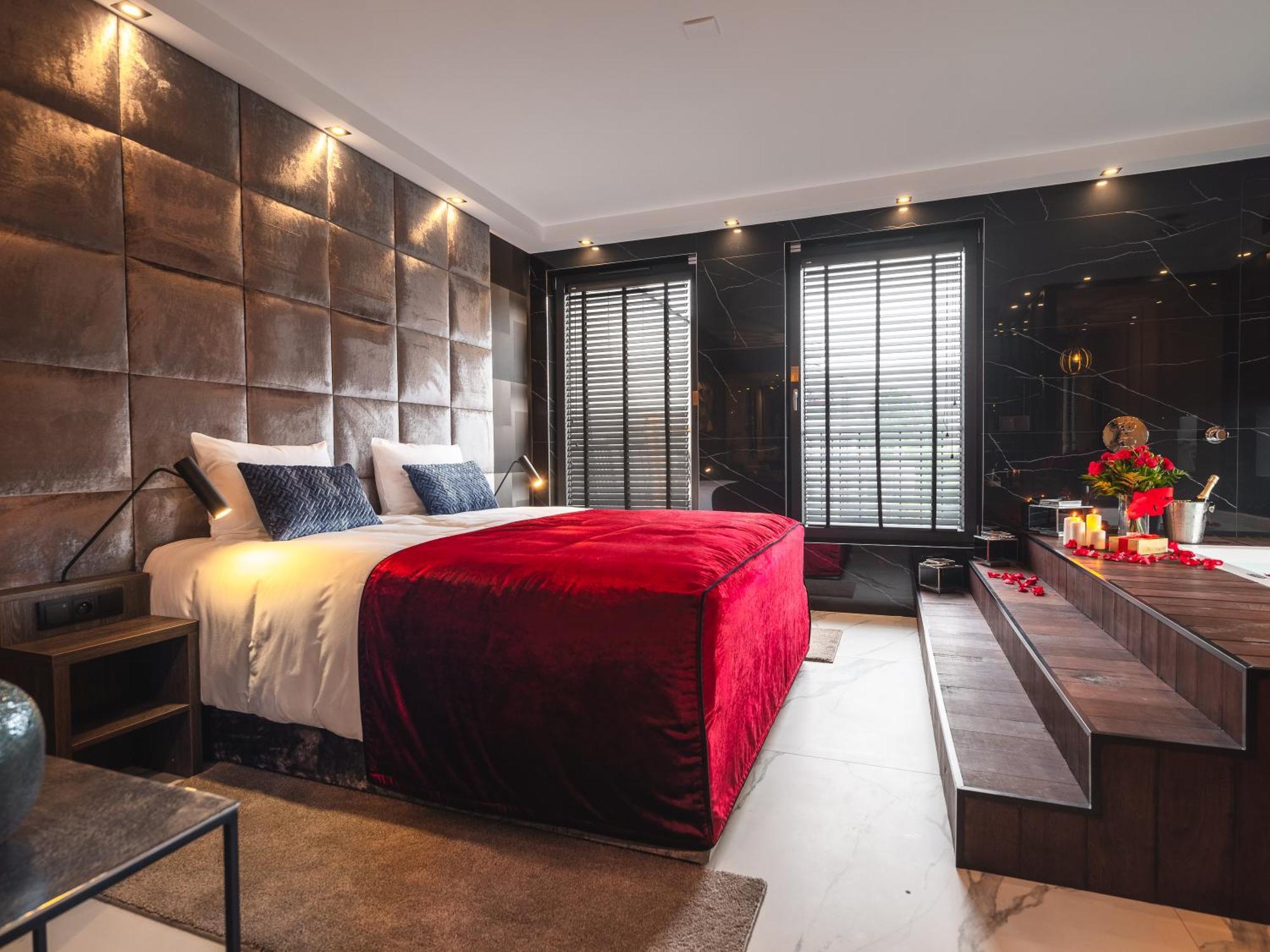 Art Penthouse With Jacuzzi - Krakow Center Apartment Exterior photo