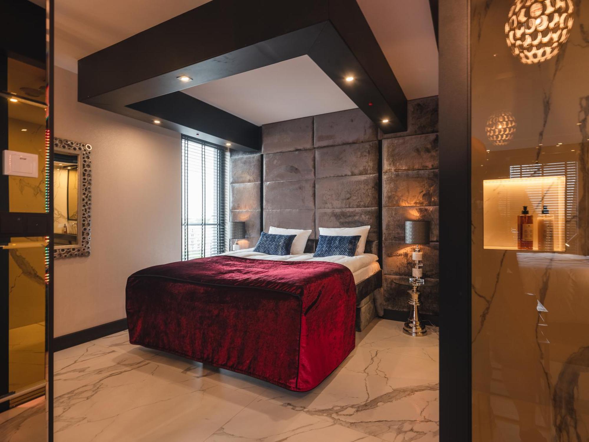 Art Penthouse With Jacuzzi - Krakow Center Apartment Room photo